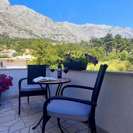 Apartmani Omrcen Baška Voda Стая снимка