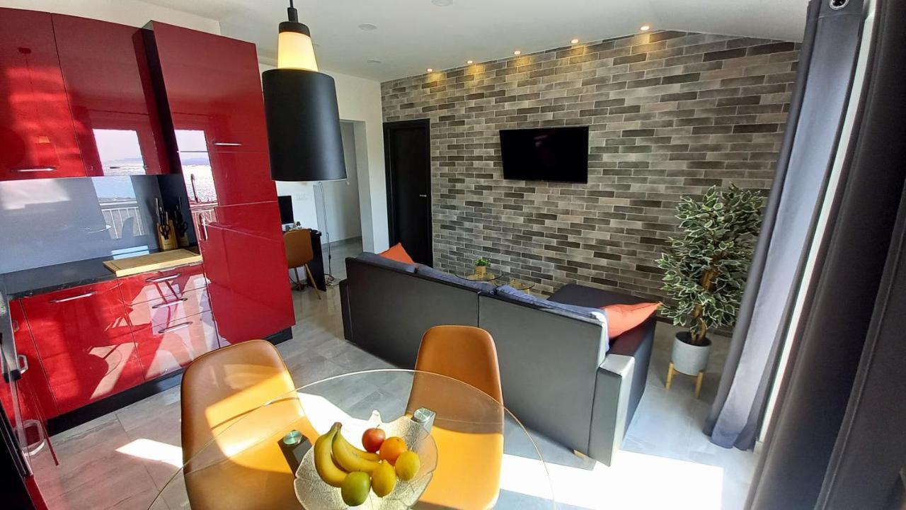 Apartmani Omrcen Baška Voda Екстериор снимка