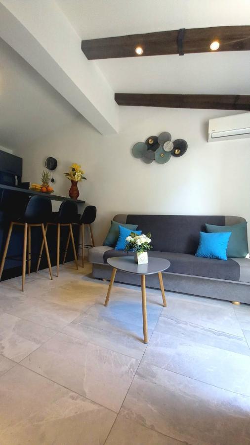 Apartmani Omrcen Baška Voda Екстериор снимка