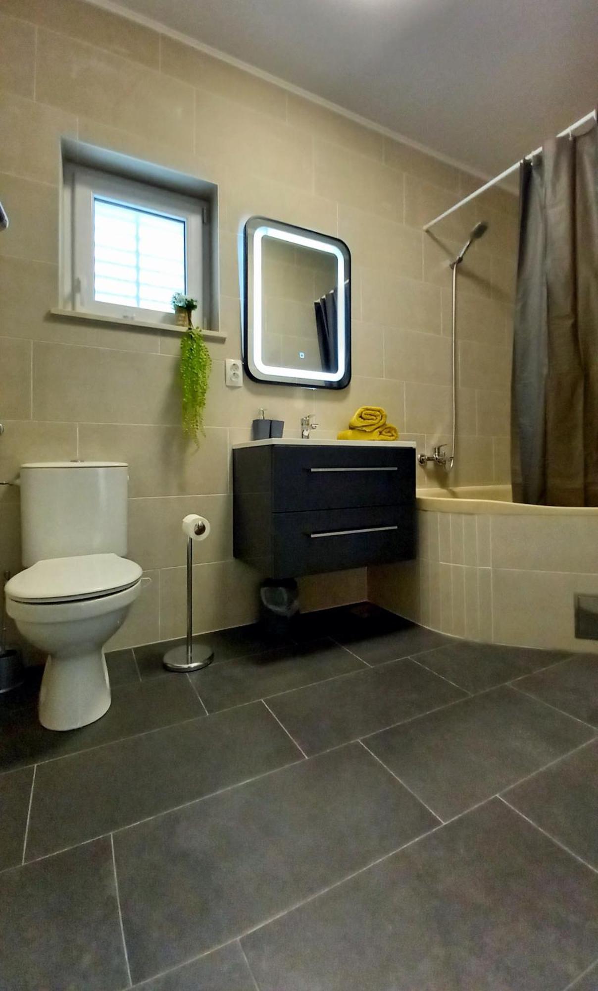 Apartmani Omrcen Baška Voda Стая снимка